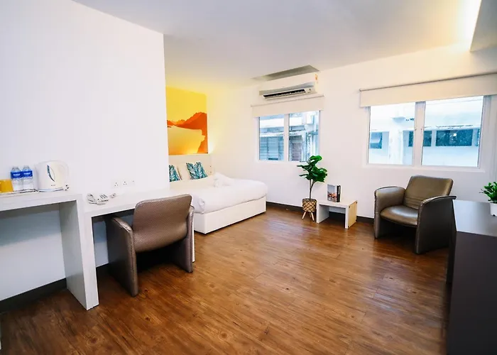 Swing & Pillows - Kl Cheras Maluri Kuala Lumpur